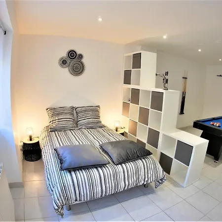 Le Salsero T4 De 93m2 En Centre Avec Billard Clim Prime Video Wifi Fibre