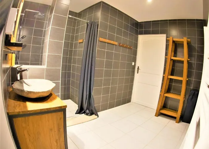 شقة Le Salsero T4 De 93m2 En Centre Avec Billard Clim Prime Video Wifi Fibre *